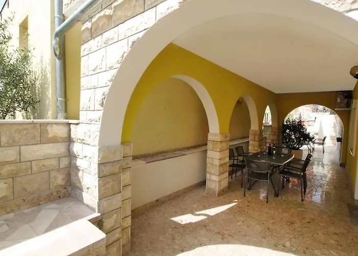 Διαμέρισμα Anic-2 By Interhome