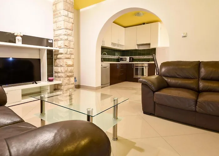 Anic-2 By Interhome Anić